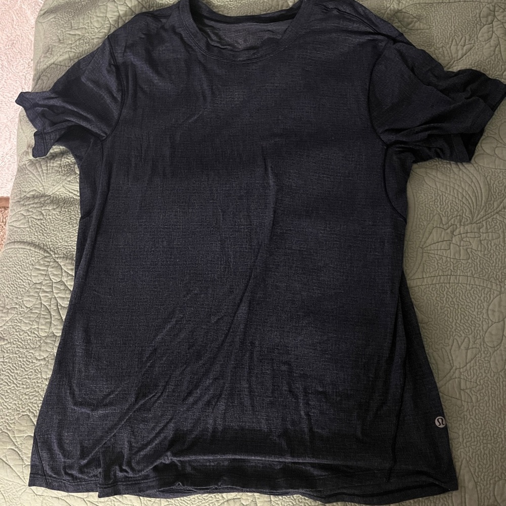 lululemon athletica Men's Short Sleeve T-Shirt in Navy